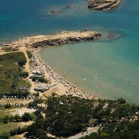 696-8 For 2+2 Pers. In 公寓