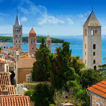 Apartament 696-8 For 2+2 Pers. In