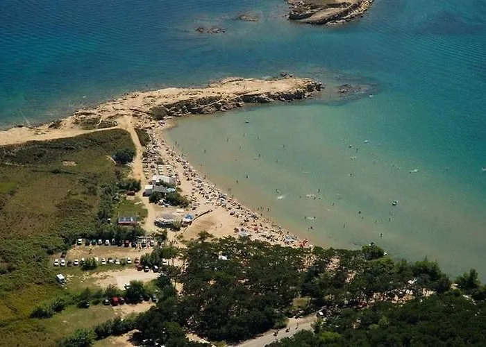 696-8 For 2+2 Pers. In Apartament